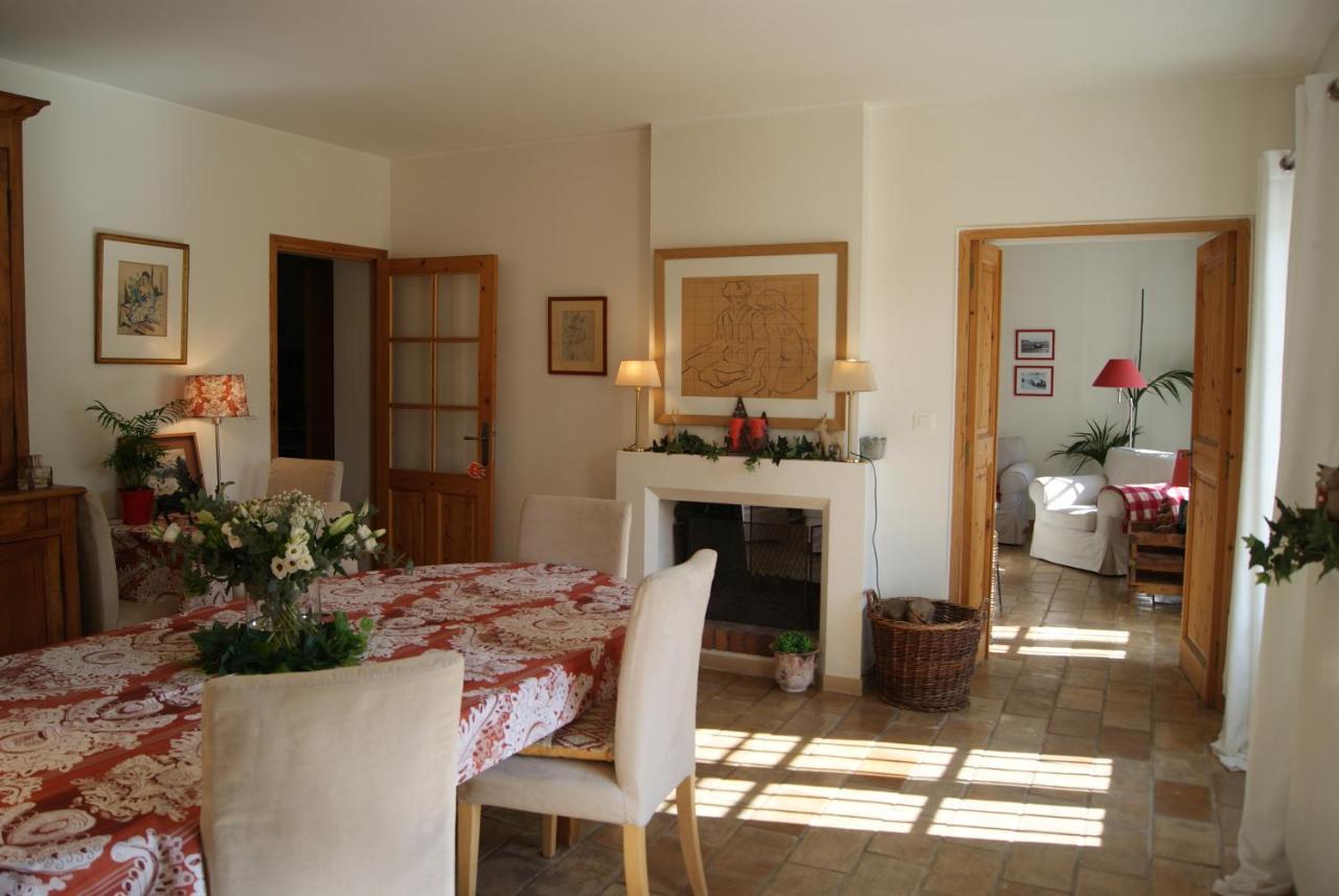La Ferme De Gigognan Bed and Breakfast Avignon Eksteriør billede